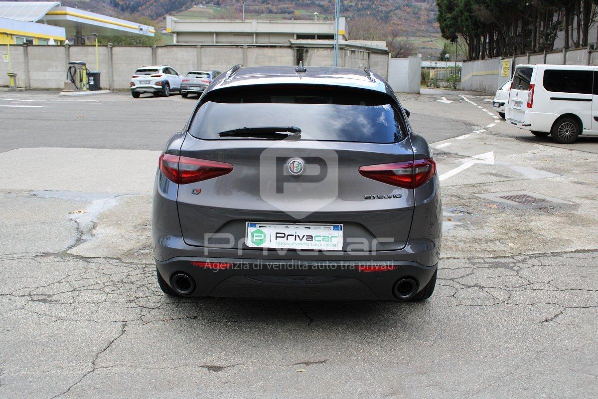 ALFA ROMEO Stelvio 2.0 Turbo 200 CV AT8 Q4 B-Tech