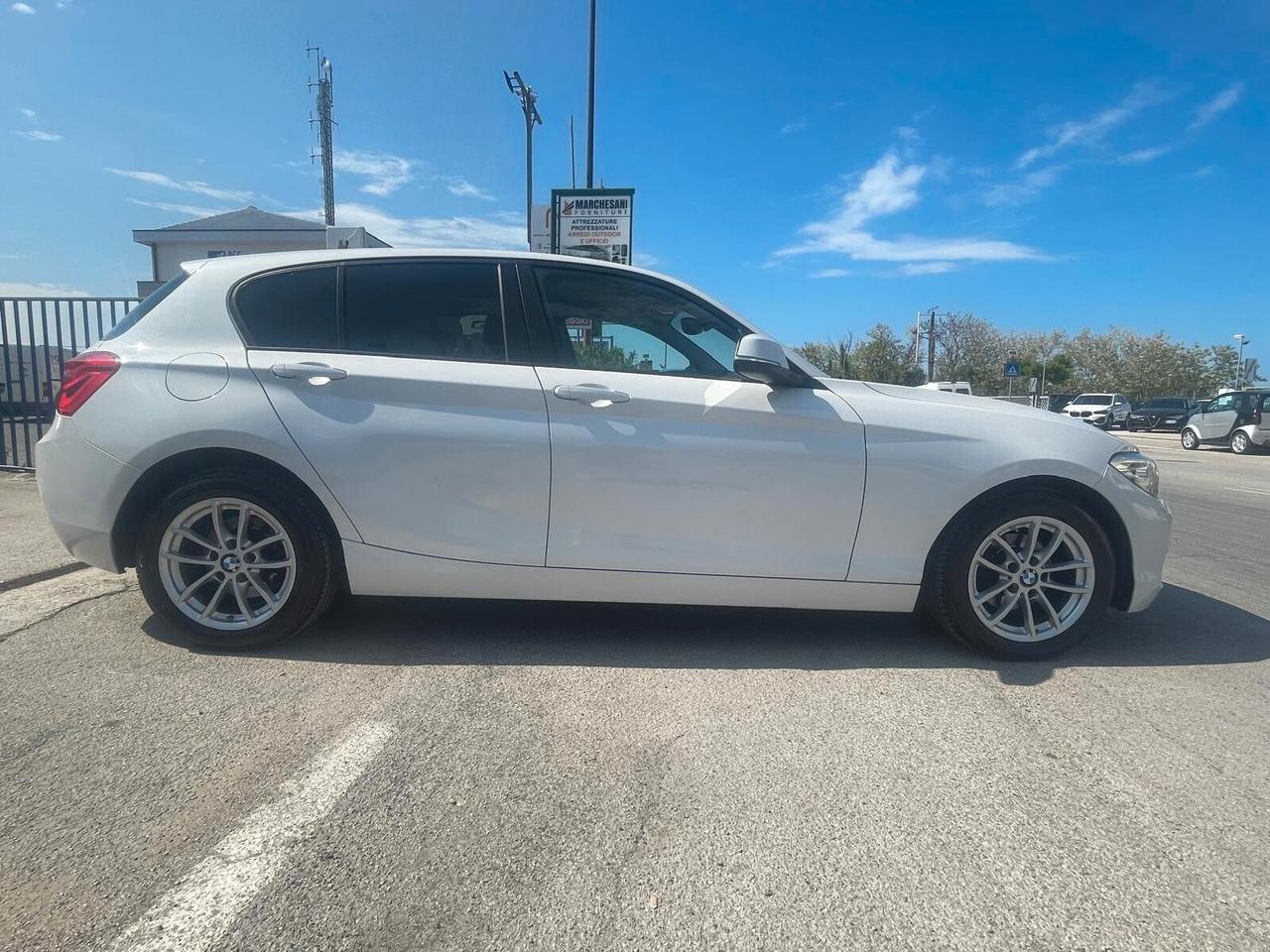 Bmw 116 116d 5p. Advantage