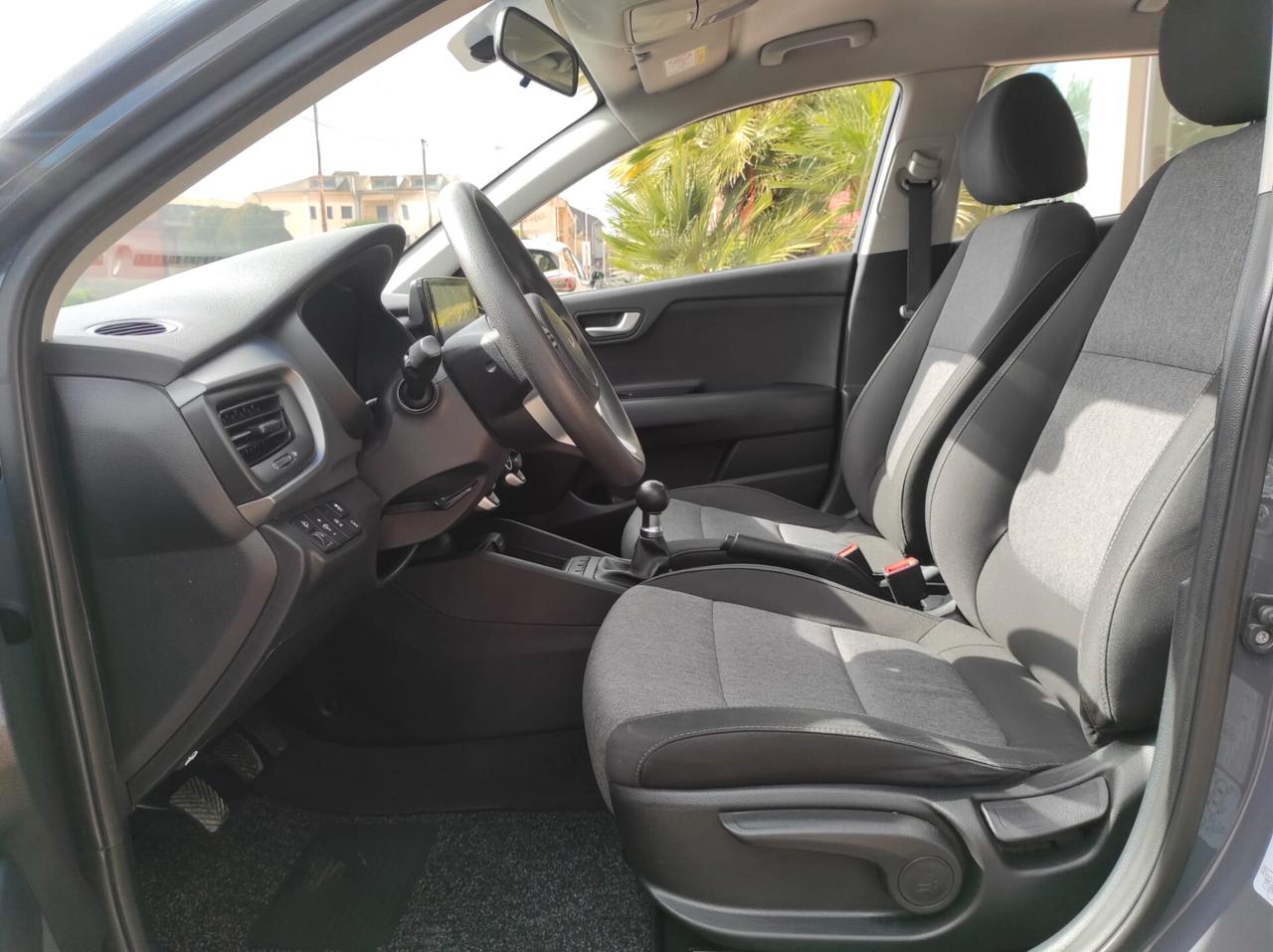 Kia Stonic 1.2 DPI Urban