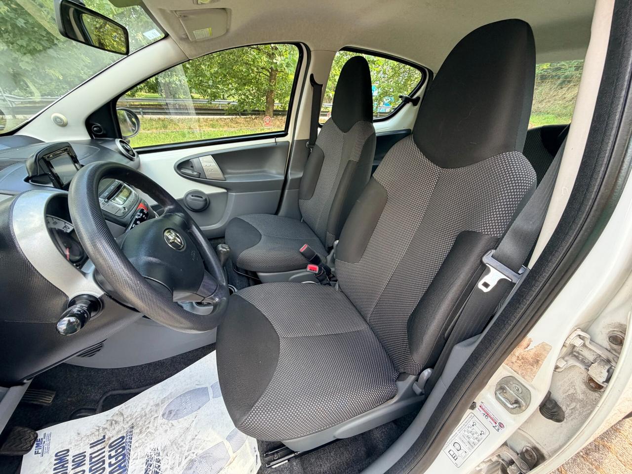 Toyota Aygo 1.0 12V VVT-i 5 porte Sol Connect