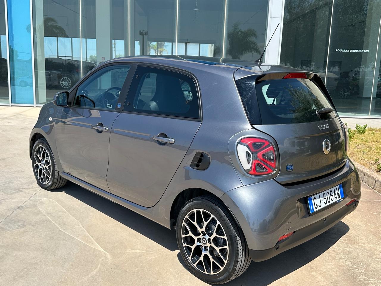 smart forFour eq Passion 22kW offerta T-Stock prezzo imperdibile