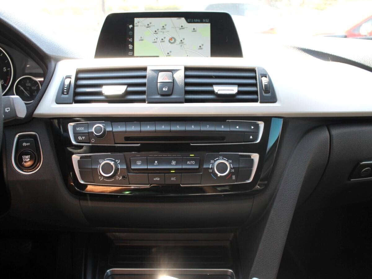 Bmw 320d Touring Advantage Automatica Euro 6