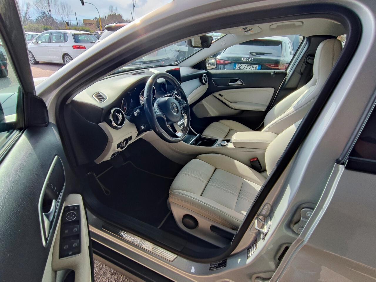 Mercedes-benz GLA 200 d Automatic 4Matic Premium