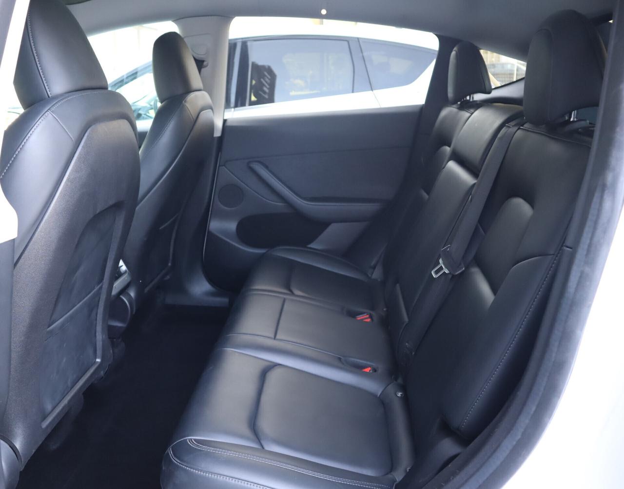 Tesla Y AWD Max Range 514 CV - POMPA DI CALORE - CAMERA