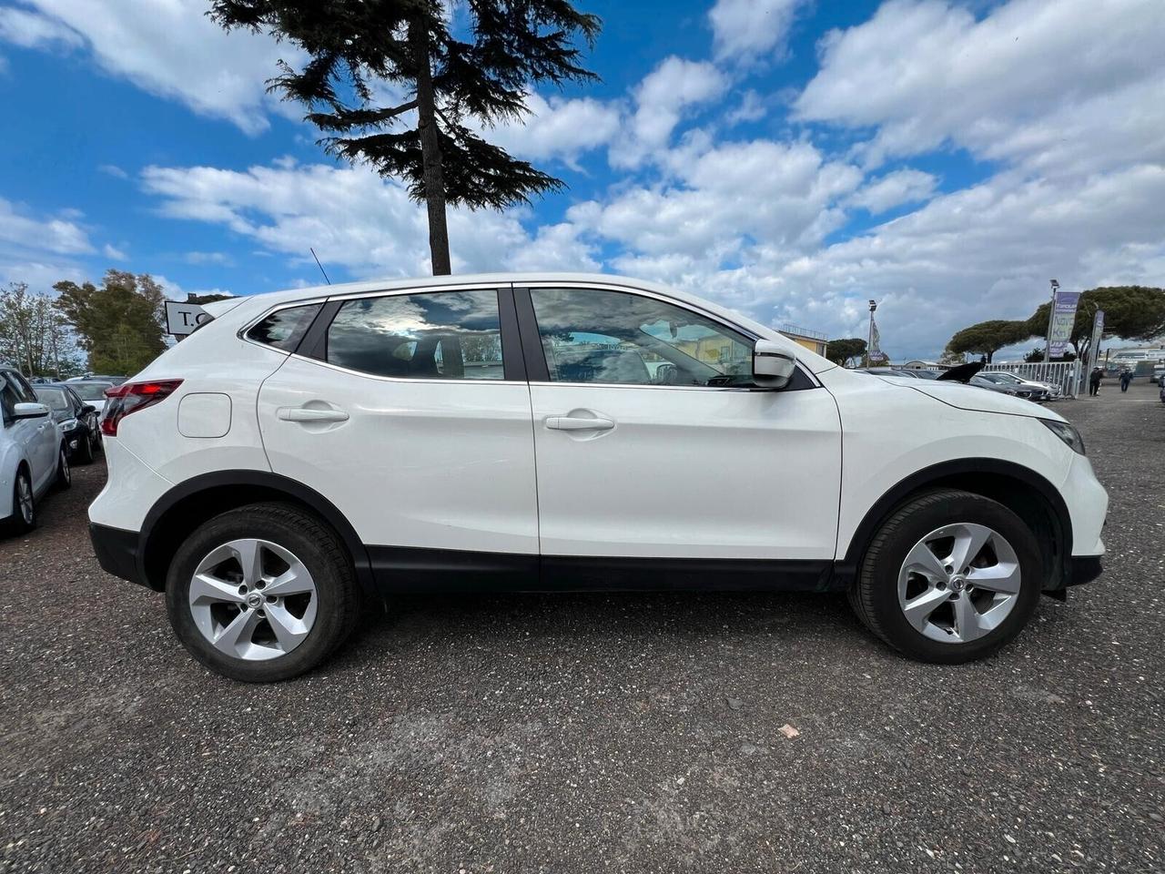 Nissan Qashqai 1.3 DIG-T 140 CV N-Connecta