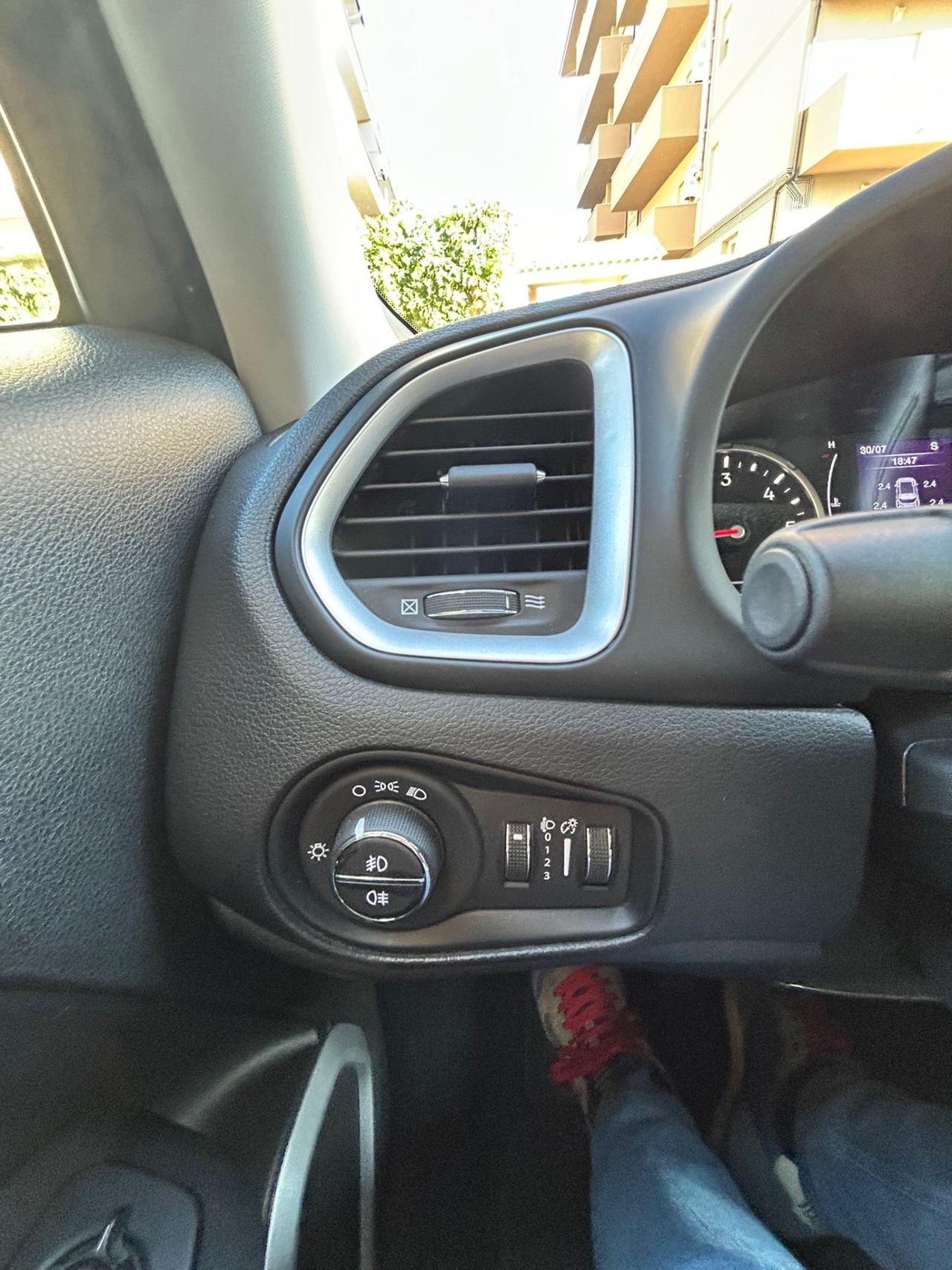Jeep Renegade 1.6 Mjt 130 CV Longitude