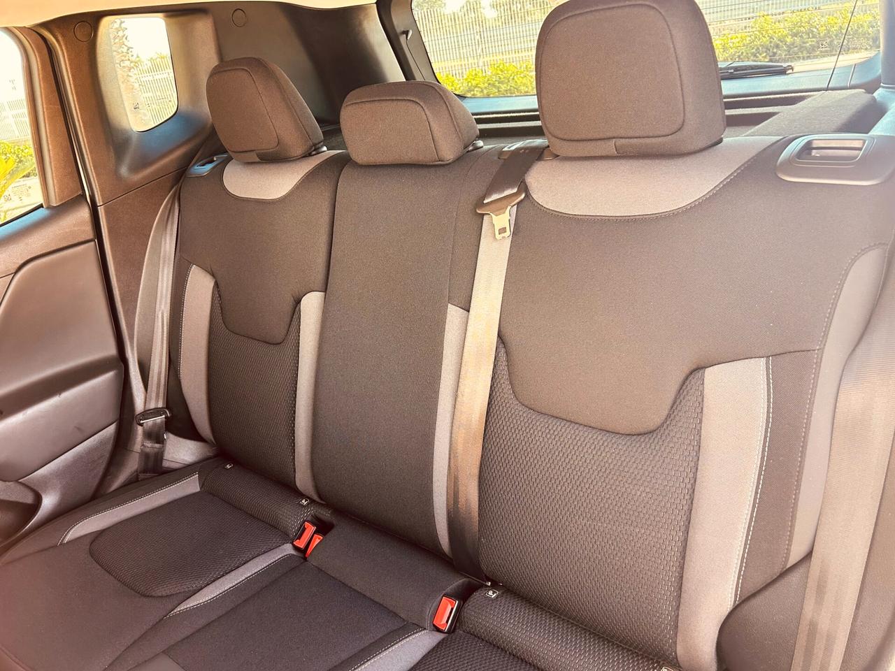Jeep Renegade 1.5 130CV T4 MHEV Limited CARPLAY V.OSCURATI