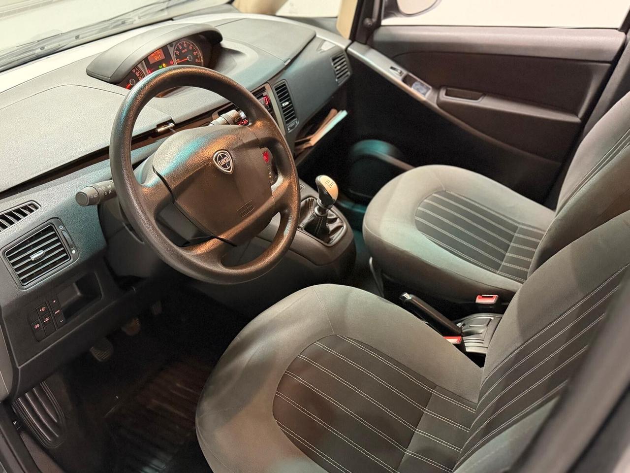 Lancia MUSA 1.4 16V 5th Avenue