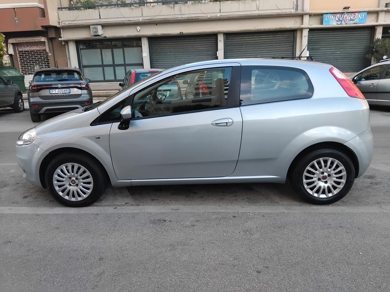 FIAT GRANDE PUNTO 1.4 GPL CON GARANZIA