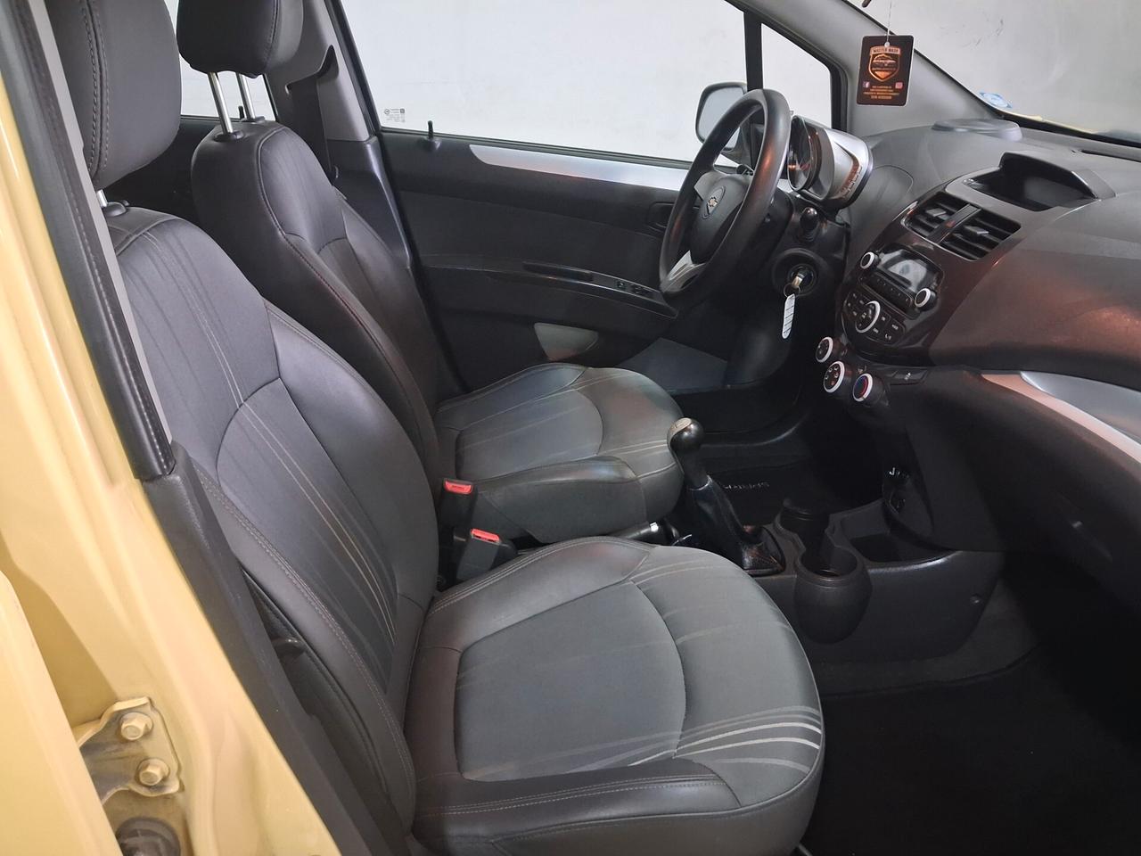 Chevrolet Spark 1.0 gpl 2014 unico prop