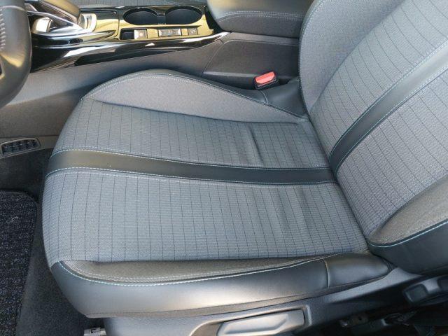 PEUGEOT 2008 motore elettrico 136 CV Allure Pack