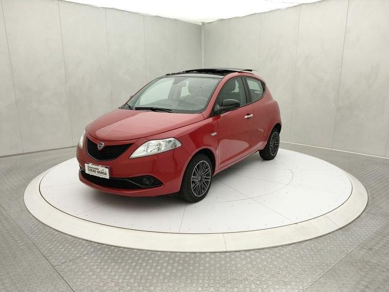 Lancia Ypsilon 1.2 69 CV 5 porte Gold