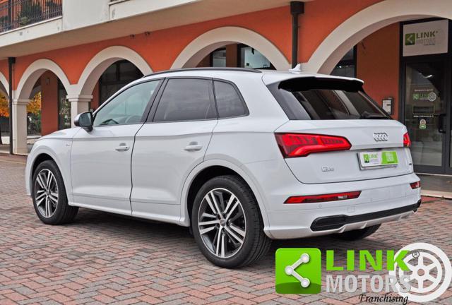 AUDI Q5 40 TDI quattro S tronic S line plus