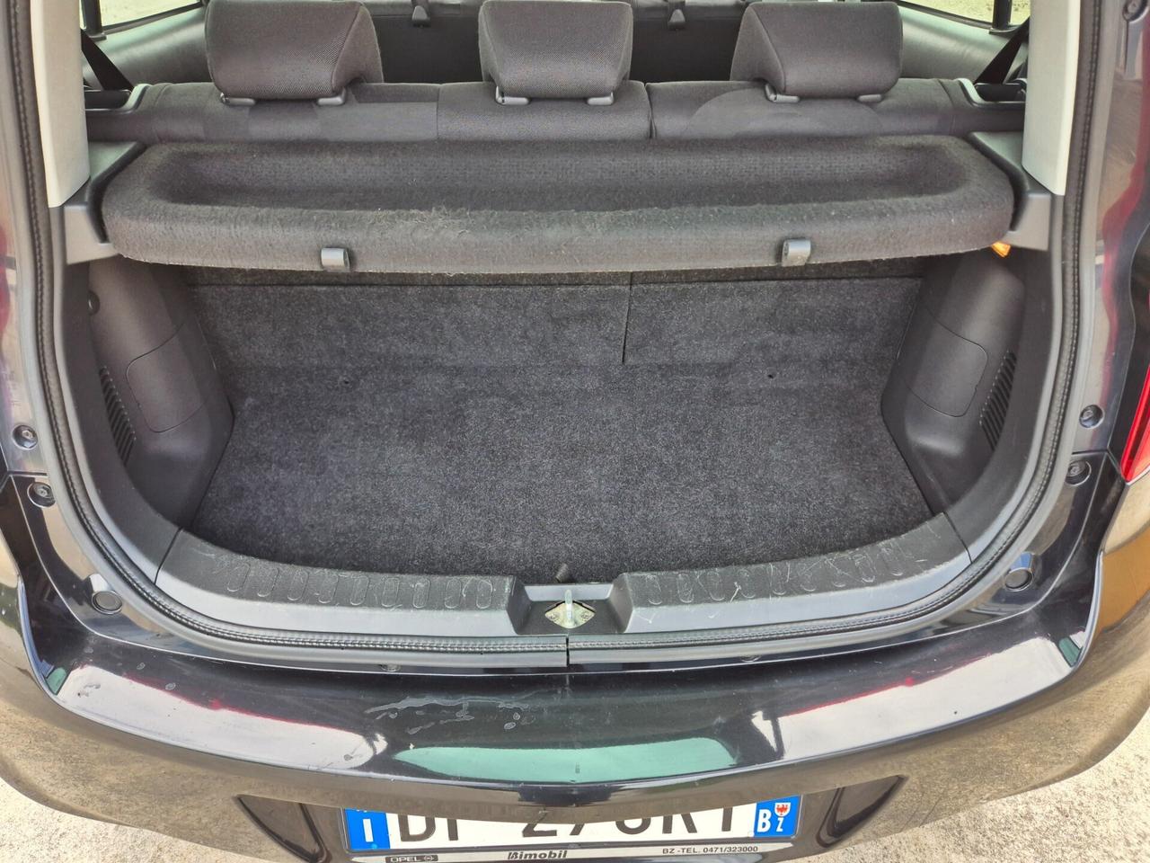 Opel Agila 1.2 16V 86CV Enjoy neopatentati