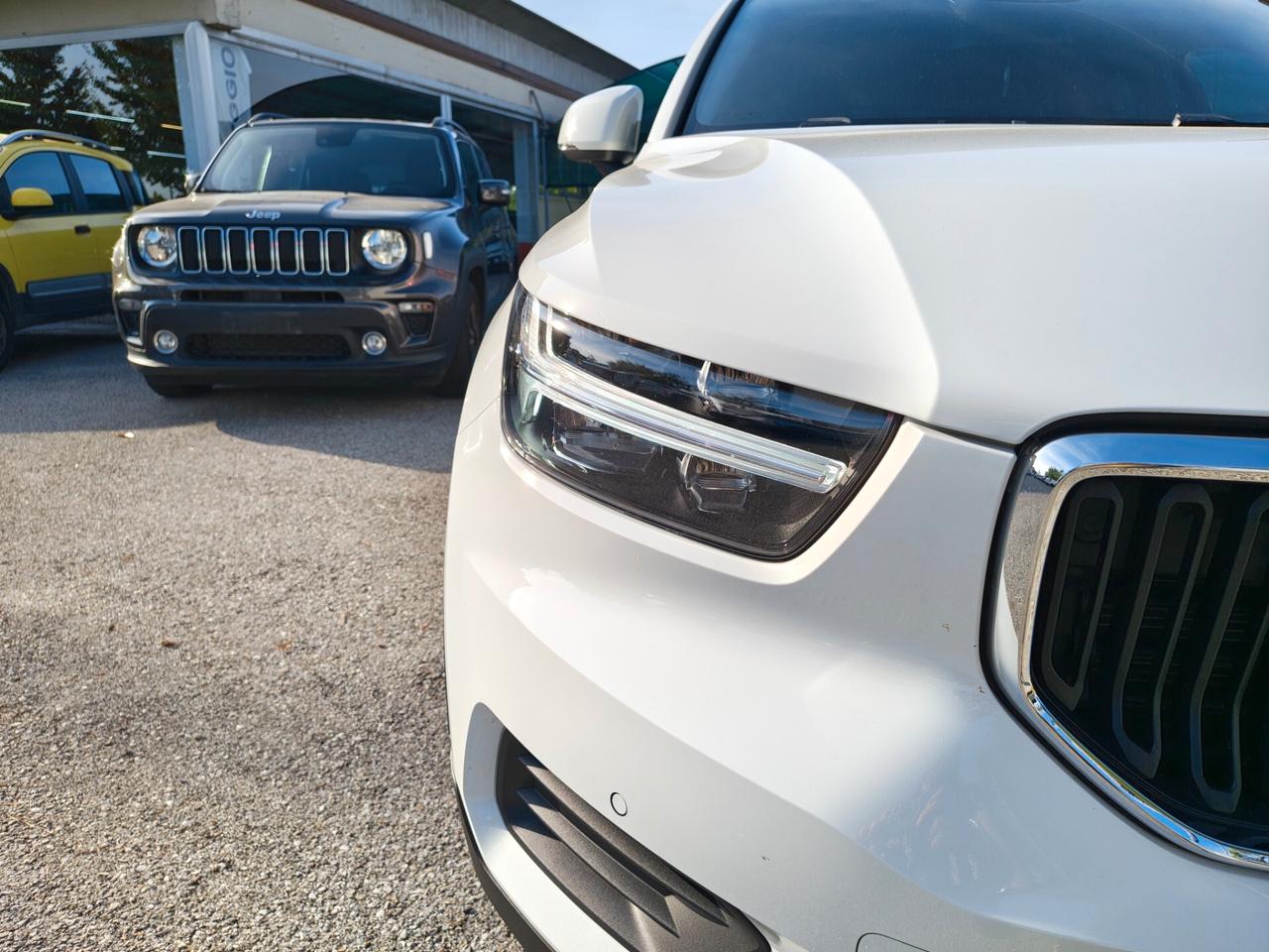 Volvo XC40 T2 Momentum
