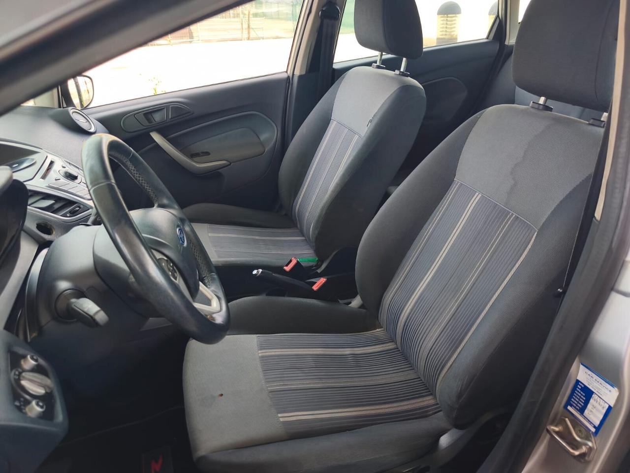 Ford Fiesta 1.4 TDCi 5p. Titanium (Accetto Permute)