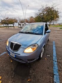 Lancia Ypsilon 1.2 Argento NEOPATENTATI