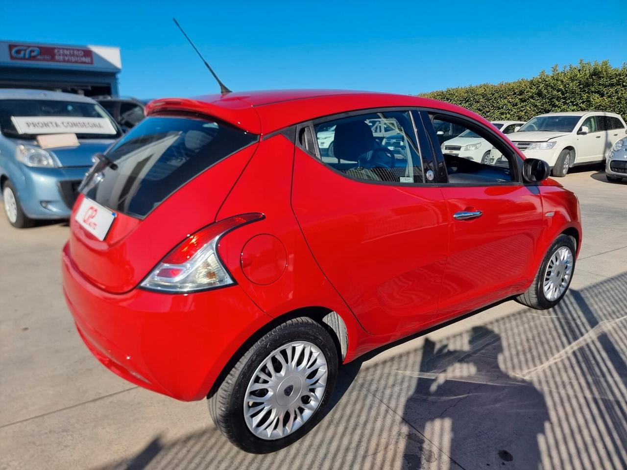 Lancia Ypsilon 1.2 69 CV 5 porte GPL Ecochic Elle