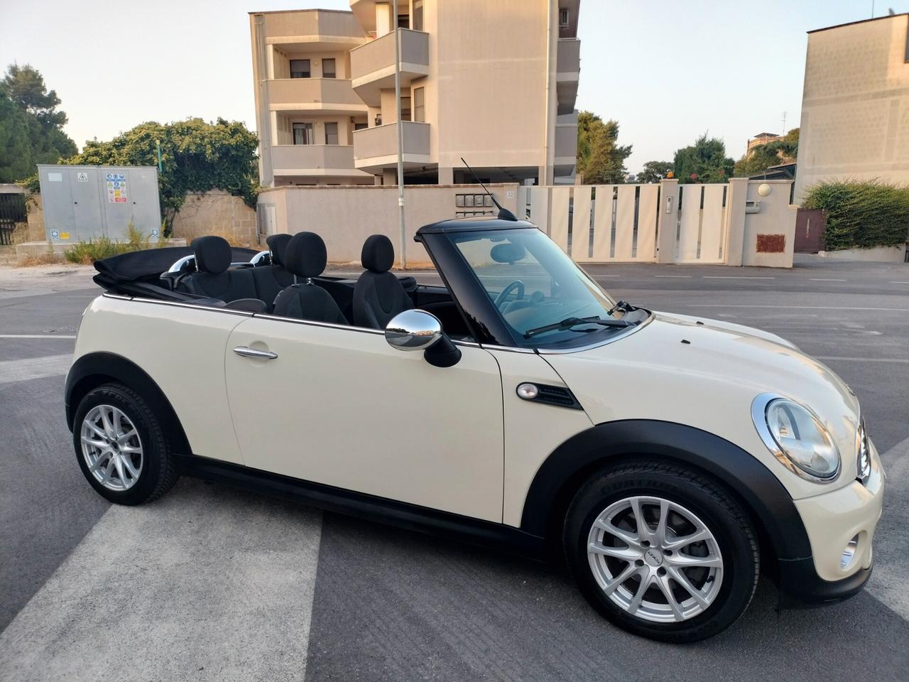 Mini 1.6 16V Cooper Cabrio