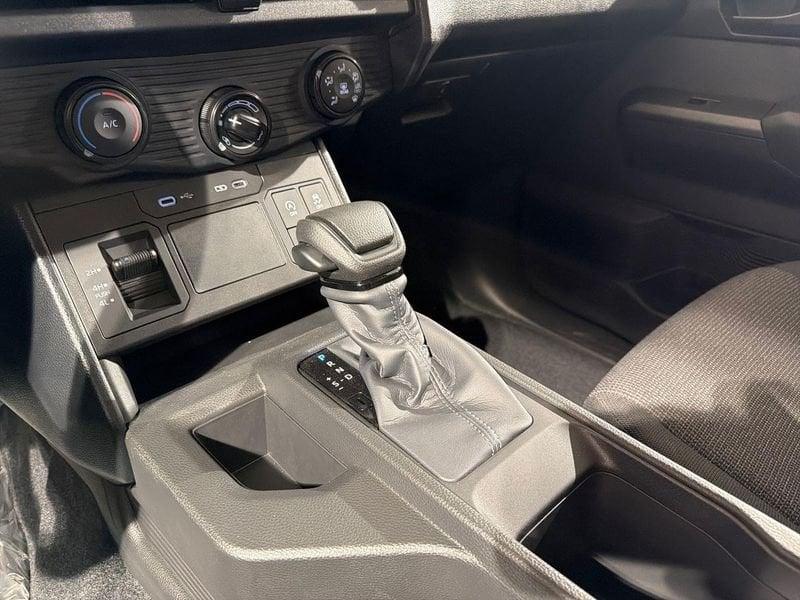 Toyota Hilux 2.8 DIESEL MILD HYBRID 48V 204 CV AUTOMATICO