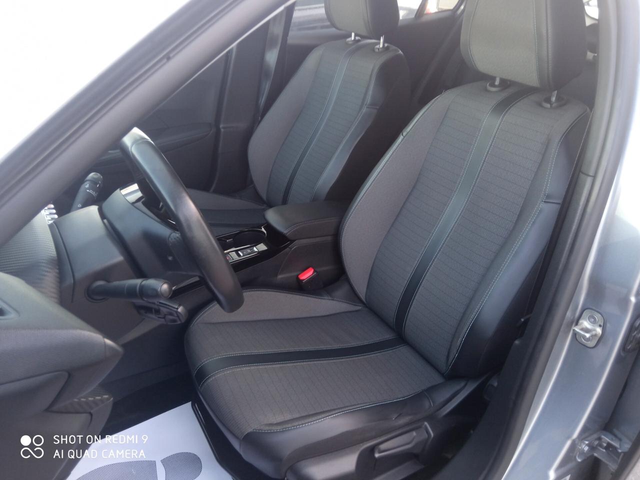 Peugeot 2008 BlueHDi 110 S&S Allure Pack