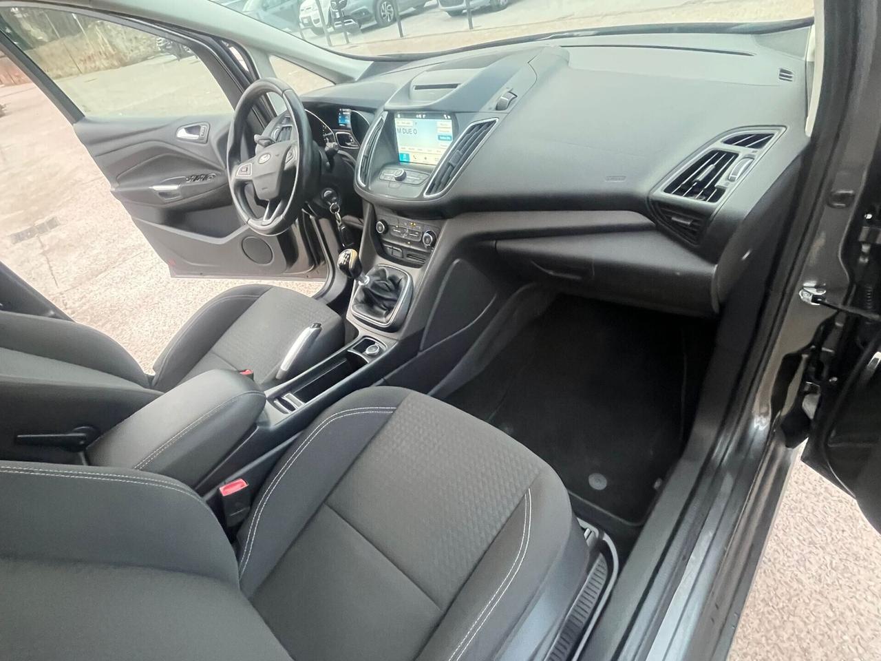 Ford C-Max 1.0 benzina neopatentati 2016 garanzia