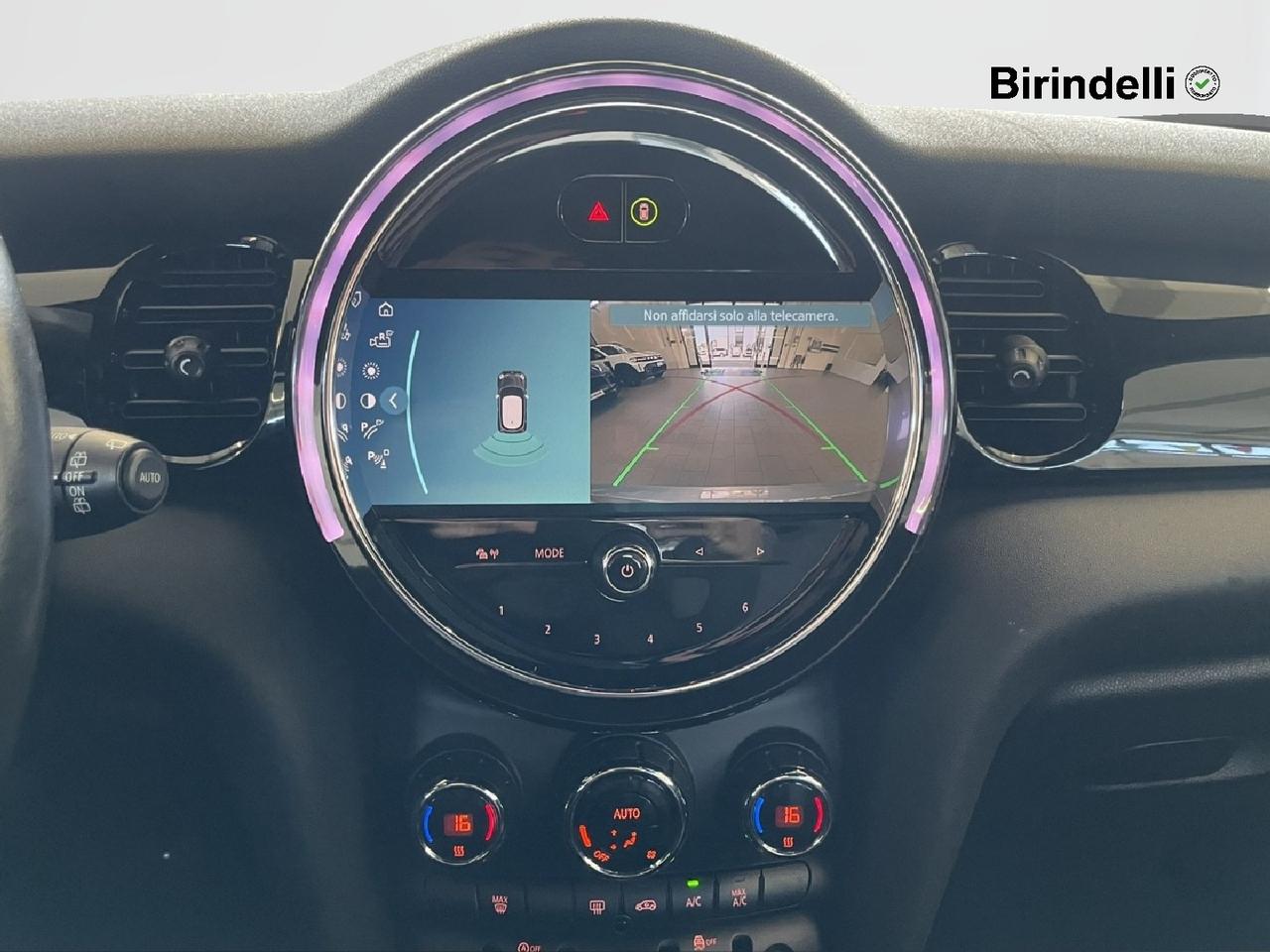 MINI Mini 4ª serie (F56) - Mini 1.5 Cooper Camden Edition