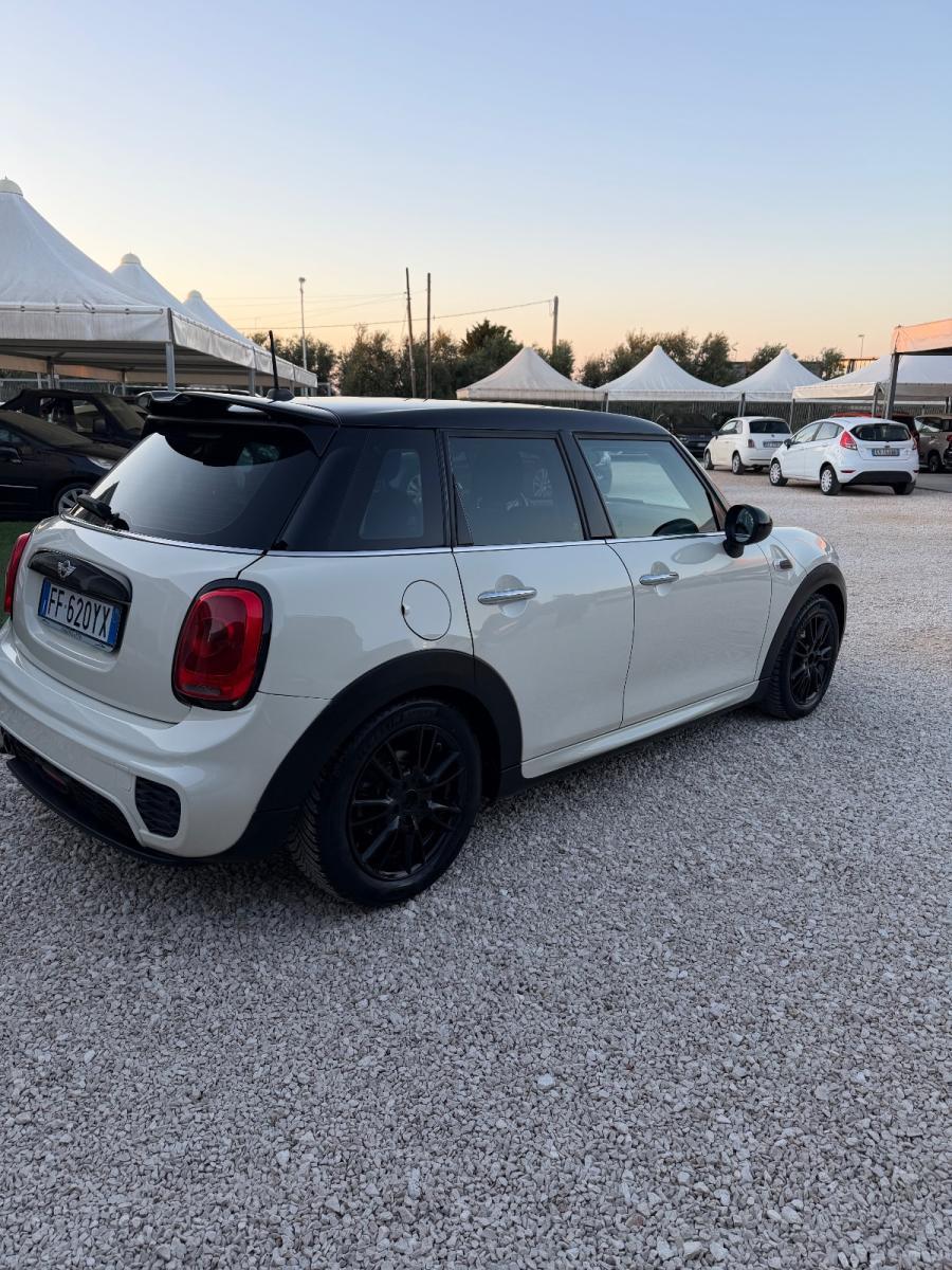 MINI - Mini - Cooper D Hype 5 porte