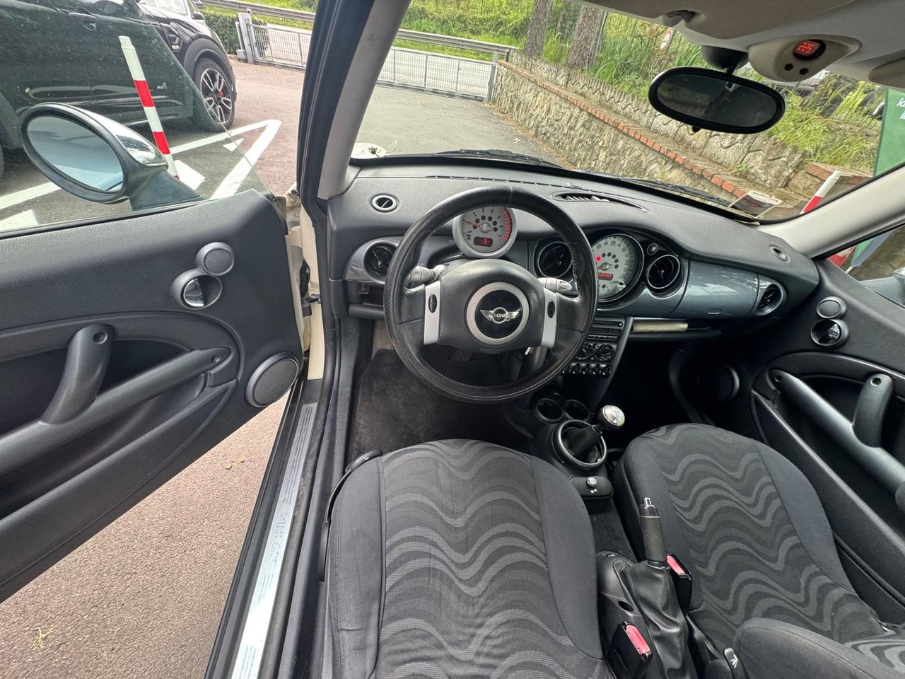 Mini 1.4 tdi One D de luxe