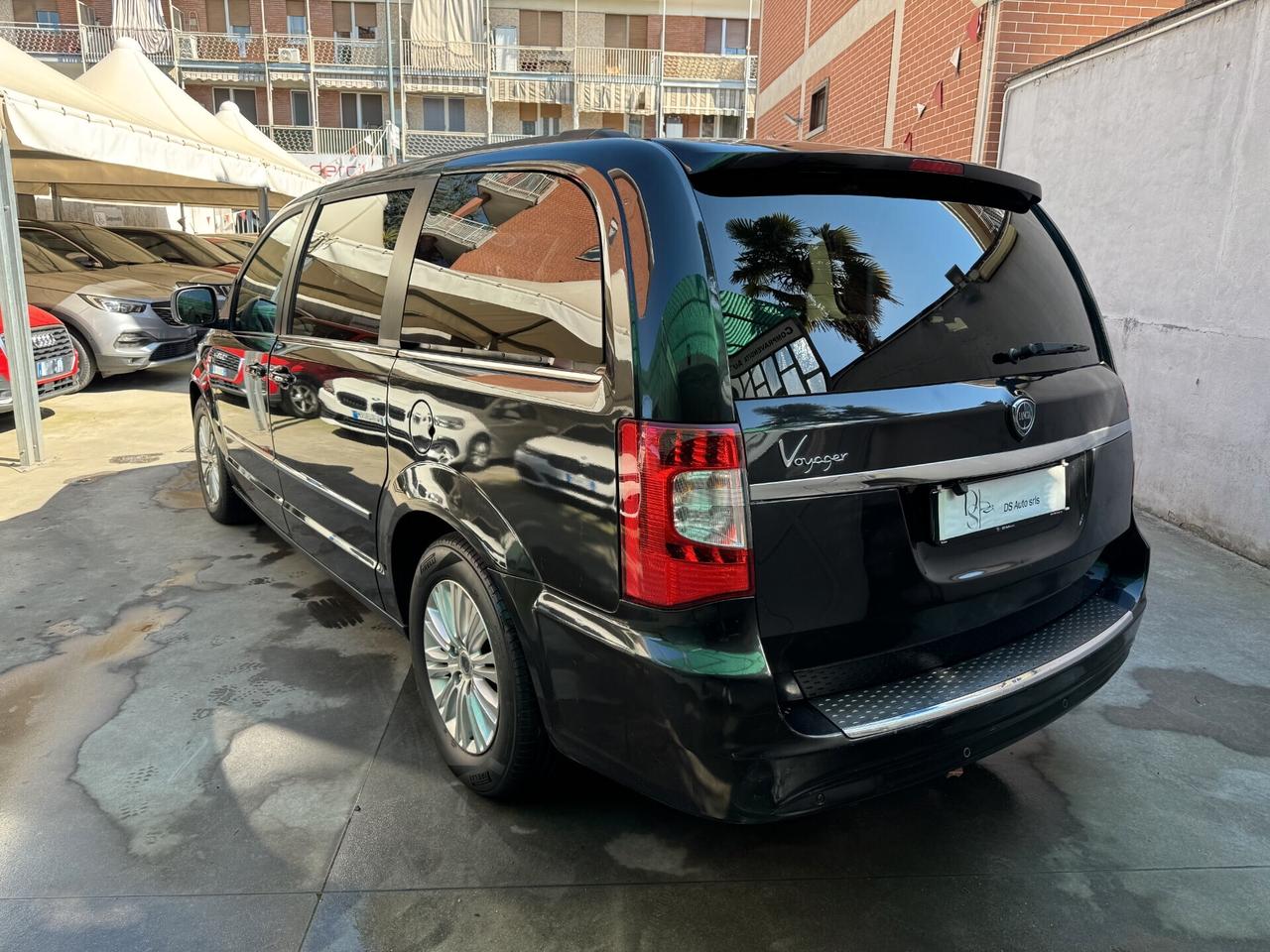 Lancia Voyager 2.8 Turbodiesel Platinum 163 CV
