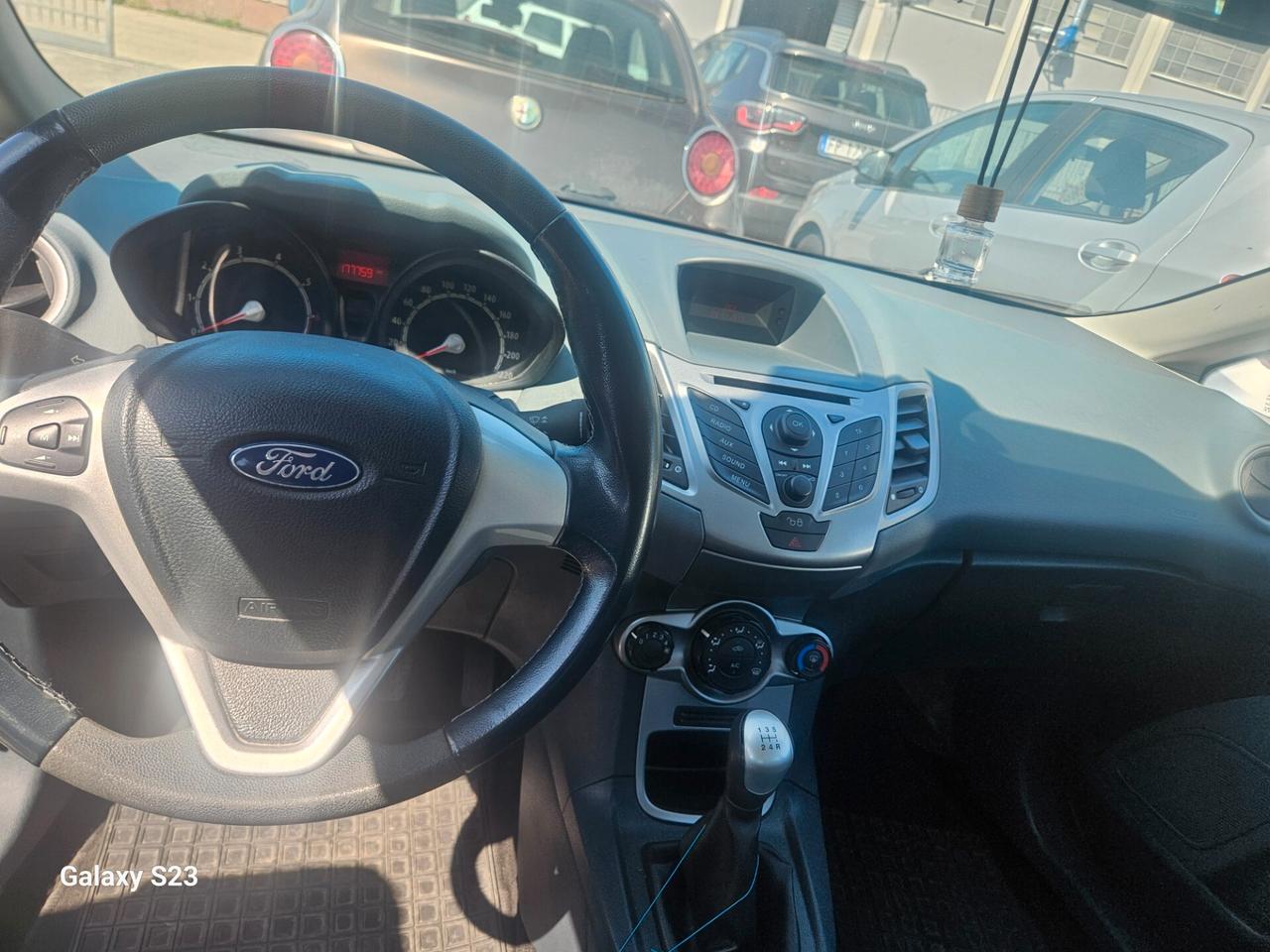 Ford Fiesta 1.4 5 porte Bz.- GPL Titanium