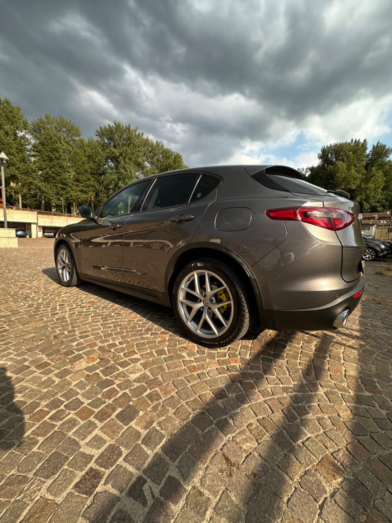 Alfa Romeo Stelvio 2.2 Turbodiesel 180 CV AT8 RWD Executive