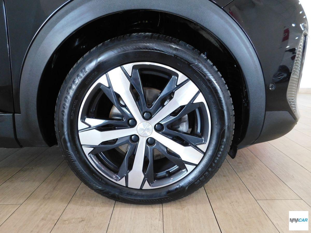 PEUGEOT - 5008 - BlueHDi 130 S&S EAT8 GT