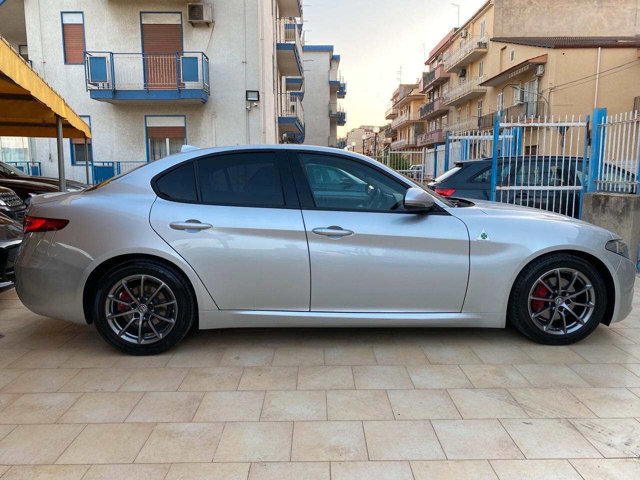 Alfa Romeo Giulia 2.2 Turbodiesel 150 CV Super