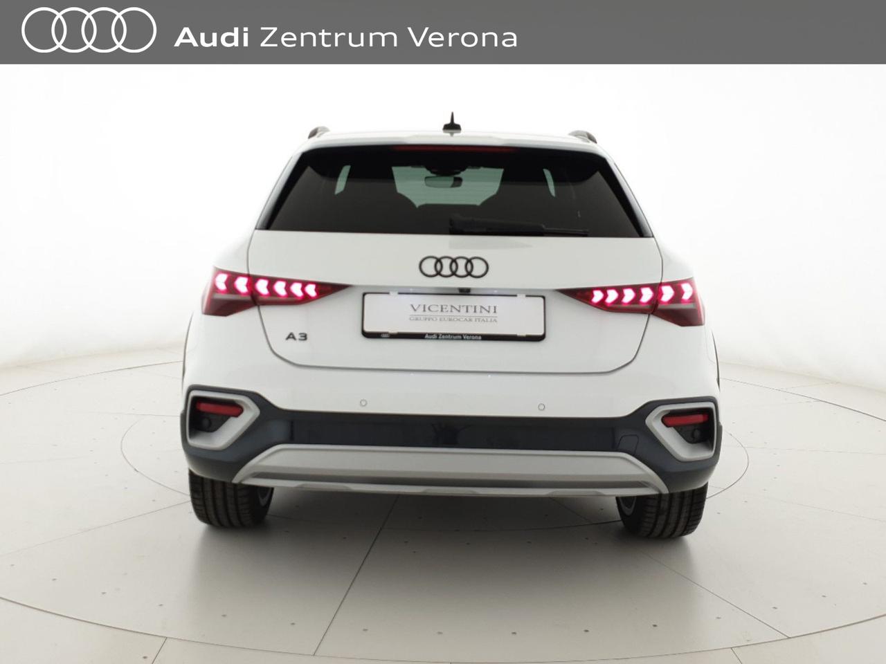 Allstreet 35TDI 150CV S tronic Identity Contrast