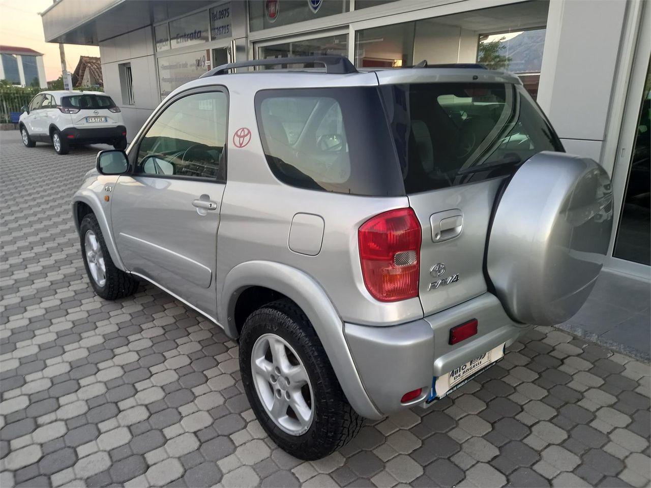 Toyota RAV 4 2.0 D-4D 4x4 3 PORTE * MAI PERCORSO FUORISTRADA *