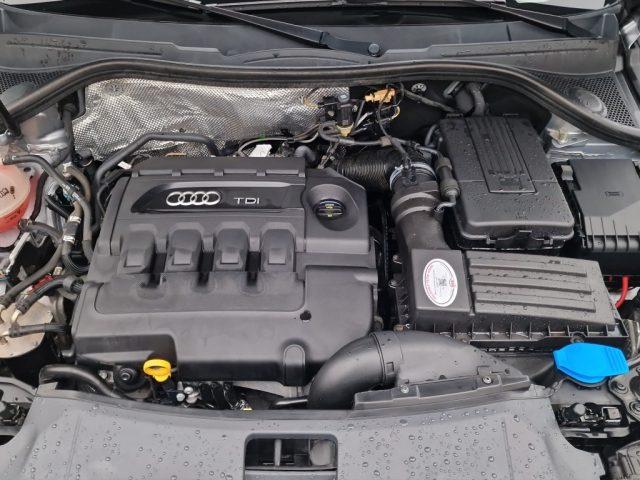 AUDI Q3 2.0 TDI 120 CV Sport