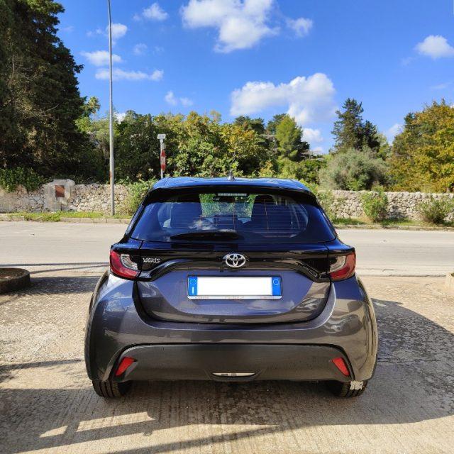 TOYOTA Yaris 1.0 Business