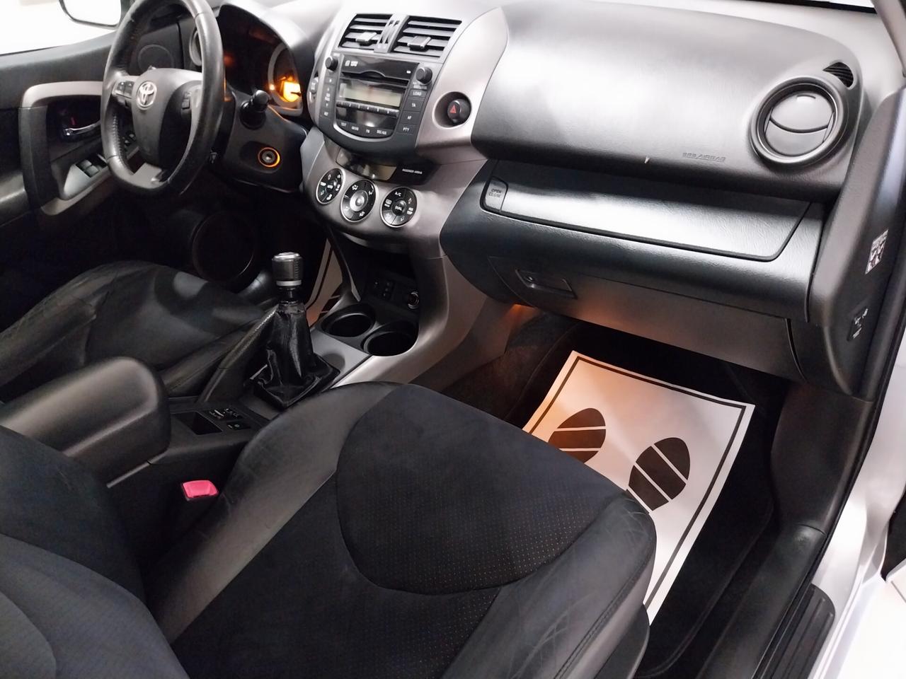 Toyota RAV 4 RAV4 2.2 D-4D 150 CV DPF Exclusive