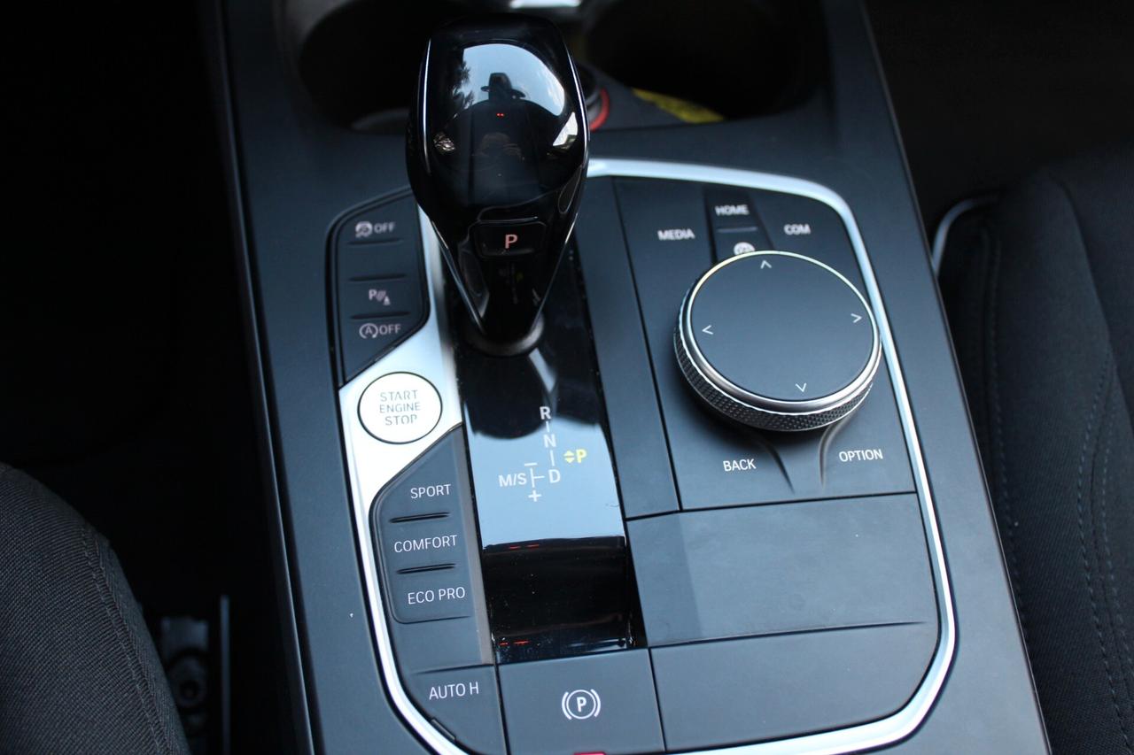 Bmw 116 116d 5p. Business Advantage automatica