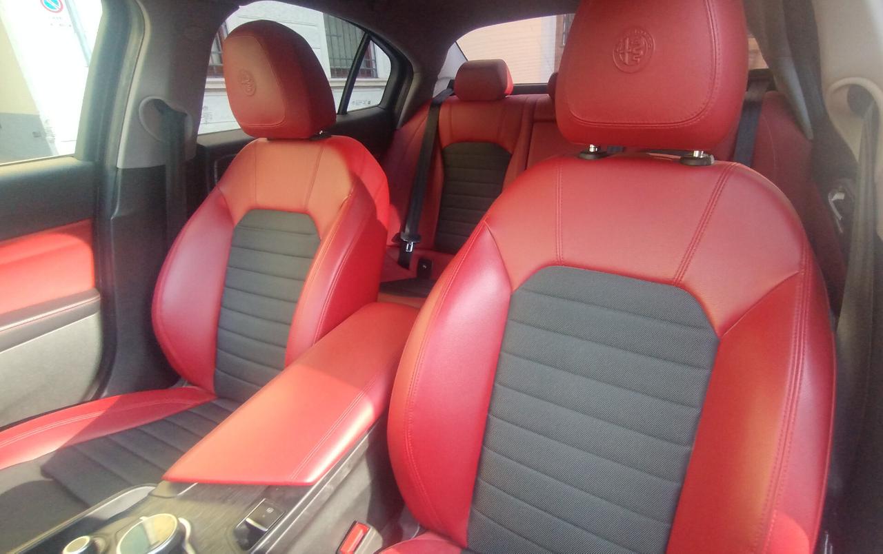 Alfa Romeo Giulia 2.2 Turbodiesel 160 CV AT8 Executive