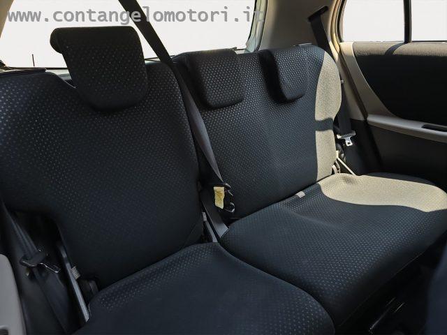 TOYOTA Yaris 1.0 5 porte Sol