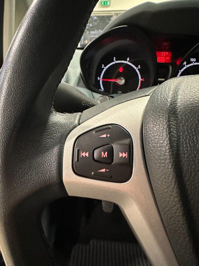 FORD Fiesta 1.2 82CV 5 porte - OK Neopatentati