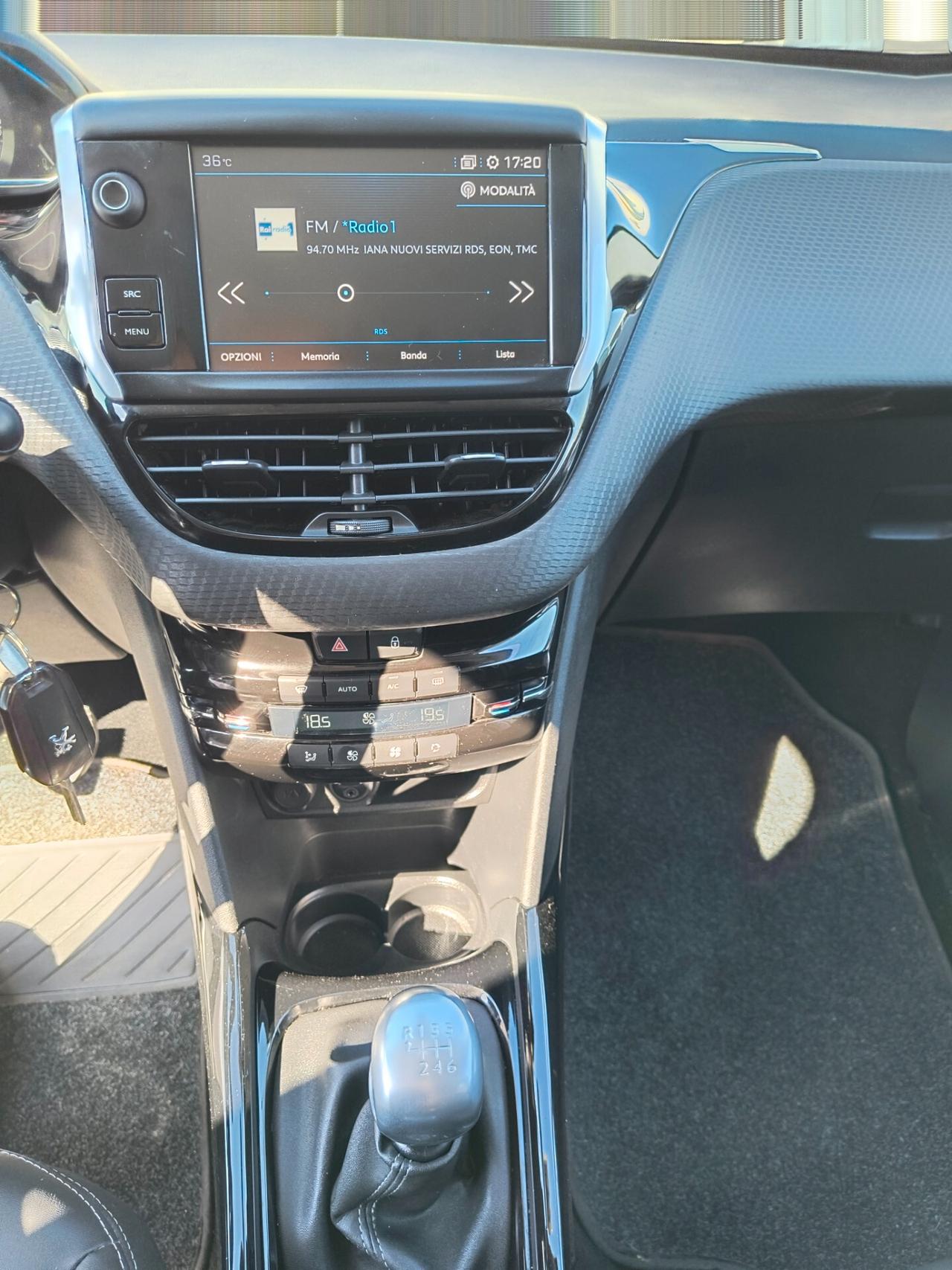 Peugeot 2008 BlueHDi 120 S&S Allure