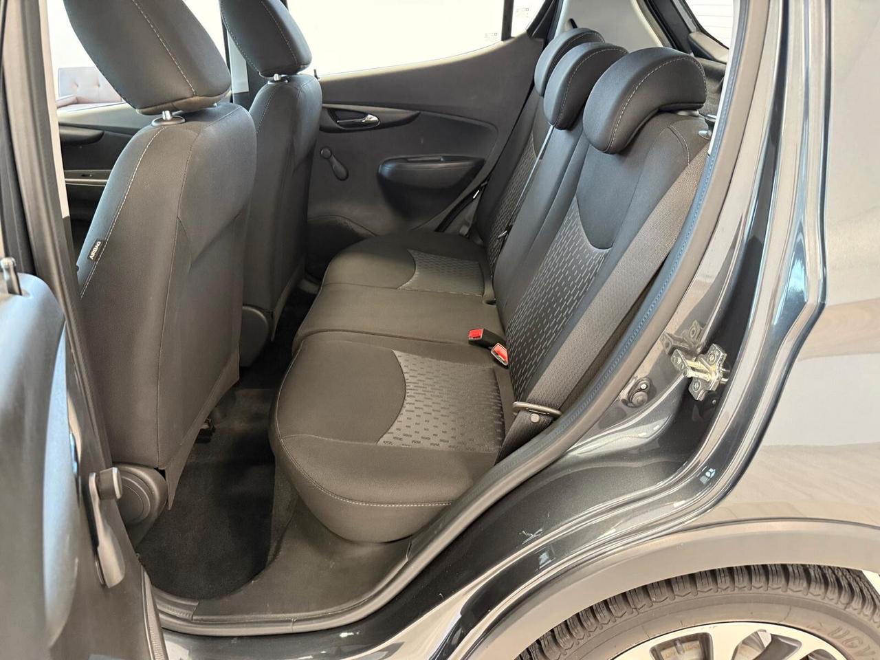 Opel Karl Rocks 1.0 73 CV