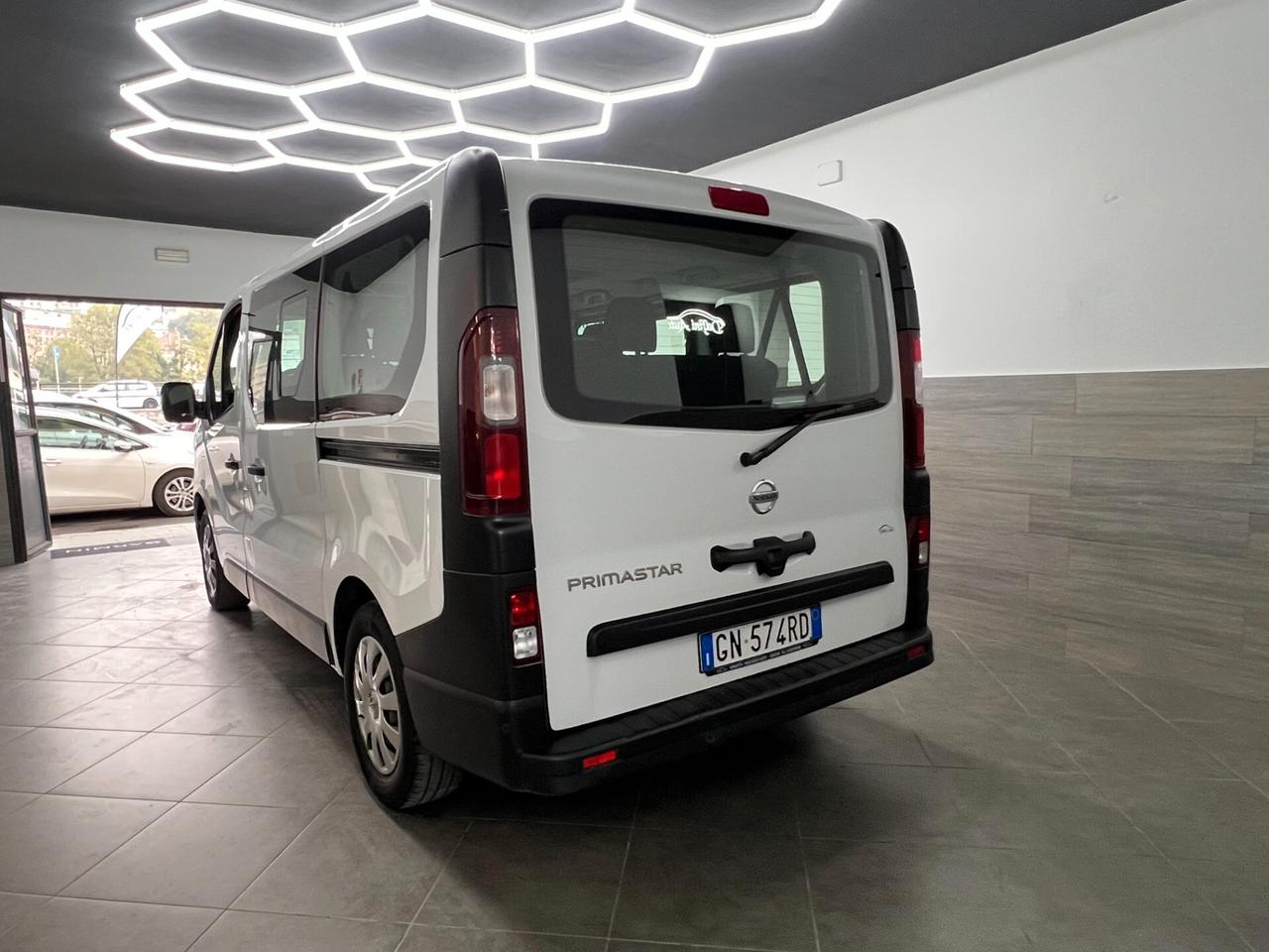 Nissan Primastar 2.0 dCi 110CV PC-TN Bus