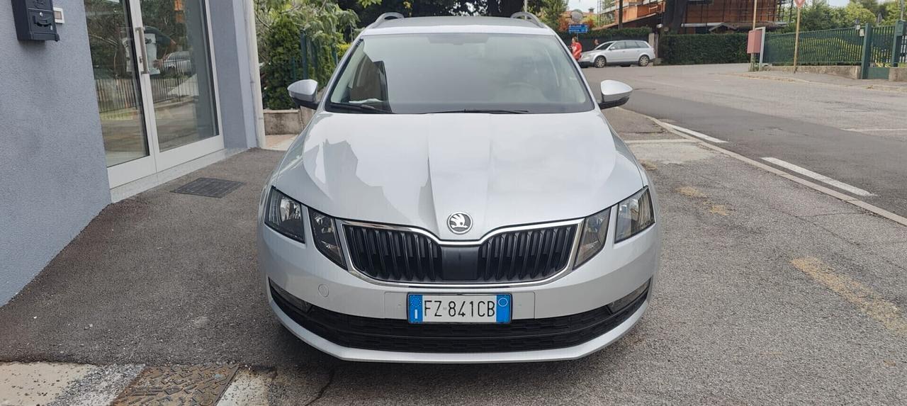 Skoda Octavia 1.5 DSG Wagon Ambition G-Tec