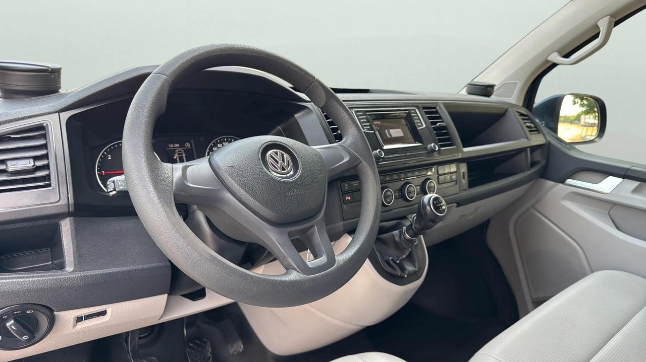 Volkswagen Caravelle 2.0 TDI 150CV PL Comfortline