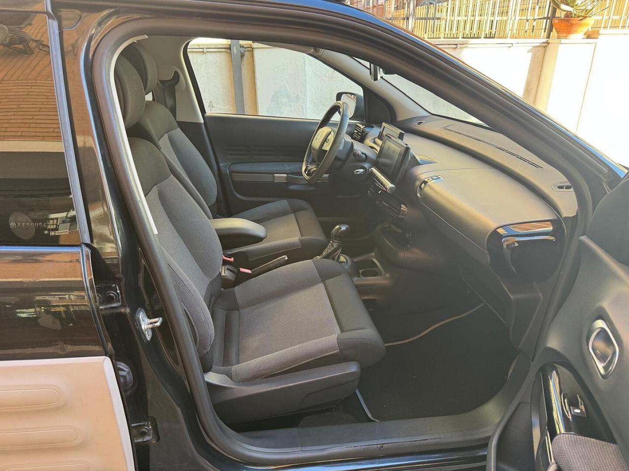 CITROEN C4 Cactus BlueHDi 100 S&S Shine