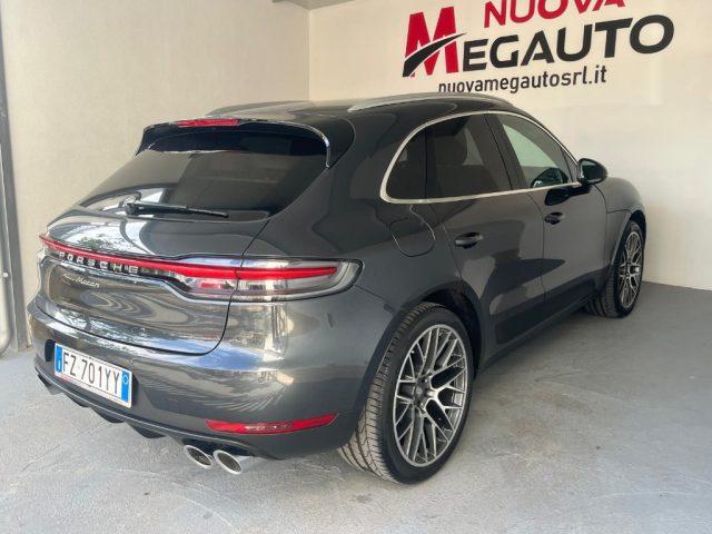 PORSCHE Macan 2.0